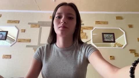 Snapshot of chaesoffel chatting on April 27, 2026, 8:01 am Luna online show from April 27, 2026, 8:01 am