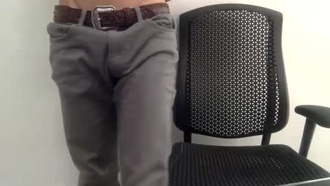 Chags online show from September 29, 2025, 6:02 pm