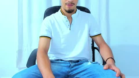 Snapshot of chandler_kenji chatting on April 28, 2026, 12:42 am Kenji online show from April 28, 2026, 12:42 am