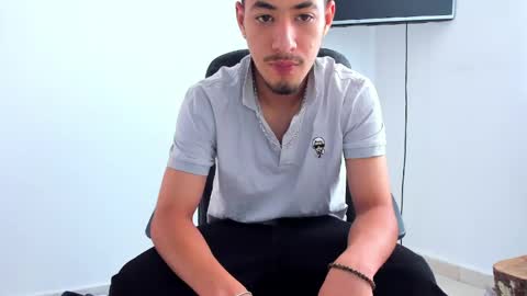 Snapshot of chandler_kenji chatting on May 23, 2026, 4:33 pm Kenji online show from May 23, 2026, 4:33 pm