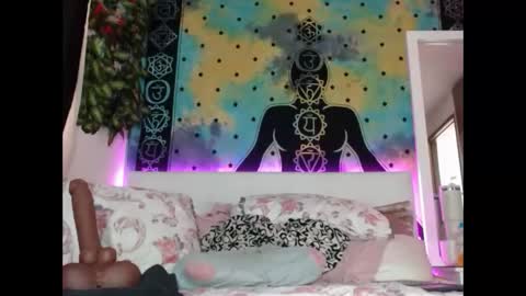 Chanel M. online show from January 8, 2025, 7:45 pm