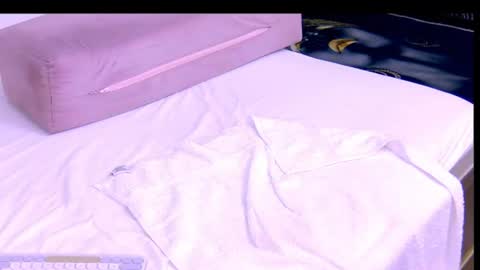 Snapshot of chanelledy1 chatting on July 3, 2026, 4:19 am chanelledy1 online show from July 3, 2026, 4:19 am