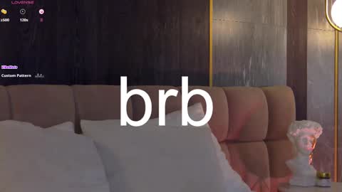 Chanel online show from February 11, 2025, 11:32 am