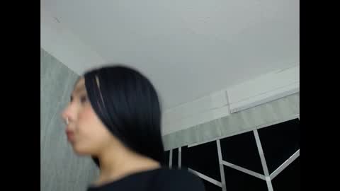 chaniesmith69x online show from September 21, 2025, 9:11 am