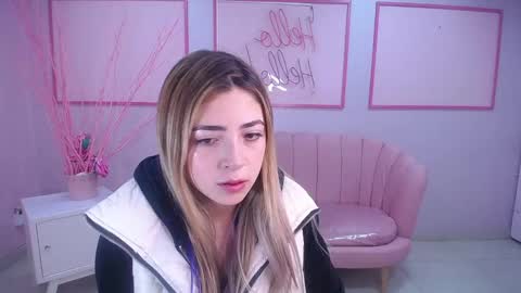 Snapshot of channel_blonde_a chatting on December 23, 2024, 4:39 pm channel_blonde_a online show from December 23, 2024, 4:39 pm