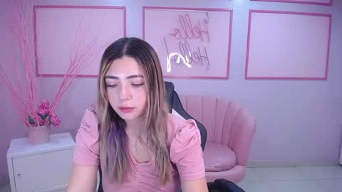 Snapshot of channel_blonde_a chatting on January 22, 2025, 4:44 pm channel_blonde_a online show from January 22, 2025, 4:44 pm