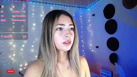 Snapshot of channel_blonde_a chatting on March 5, 2025, 10:10 pm channel_blonde_a online show from March 5, 2025, 10:10 pm