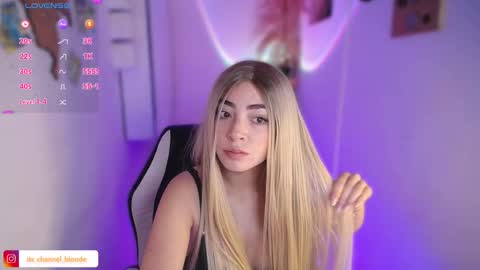 Snapshot of channel_blonde_a chatting on January 6, 2026, 3:49 pm channel_blonde_a online show from January 6, 2026, 3:49 pm