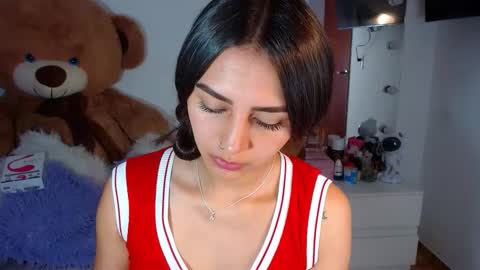 Isabella online show from January 21, 2025, 12:07 pm