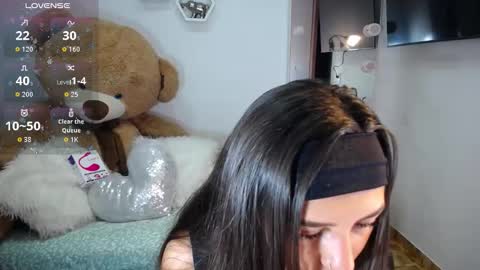 Isabella online show from March 18, 2026, 8:28 am