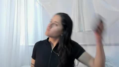 chantal online show from July 15, 2026, 1:27 pm