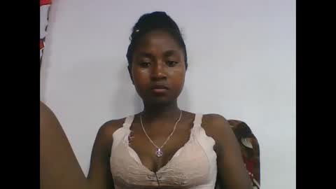 chantale483461 online show from April 22, 2026, 7:44 am