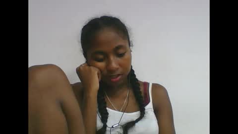 chantale483461 online show from May 12, 2026, 6:16 pm