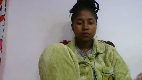 chantale483461 online show from July 5, 2026, 5:09 pm