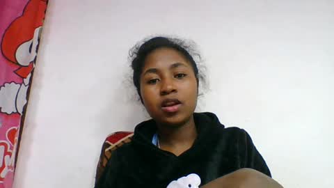 chantale483461 online show from July 24, 2026, 6:50 pm