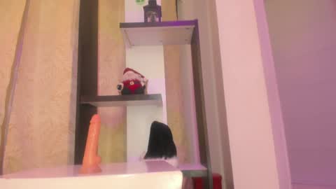 Snapshot of chantall_valkoba chatting on December 29, 2024, 7:06 am Chantall online show from December 29, 2024, 7:06 am