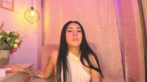 Snapshot of chantall_valkoba chatting on January 27, 2025, 3:37 am Chantall online show from January 27, 2025, 3:37 am