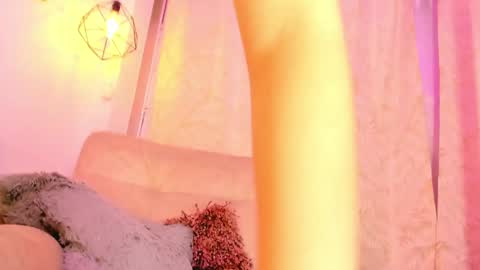 Snapshot of chantall_valkoba chatting on February 6, 2025, 10:26 am Chantall online show from February 6, 2025, 10:26 am