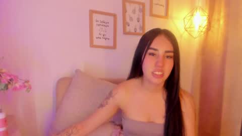 Snapshot of chantall_valkoba chatting on February 16, 2025, 7:26 am Chantall online show from February 16, 2025, 7:26 am