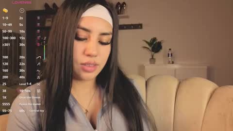 Snapshot of chantall_valkoba chatting on September 26, 2025, 3:21 am Chantall online show from September 26, 2025, 3:21 am