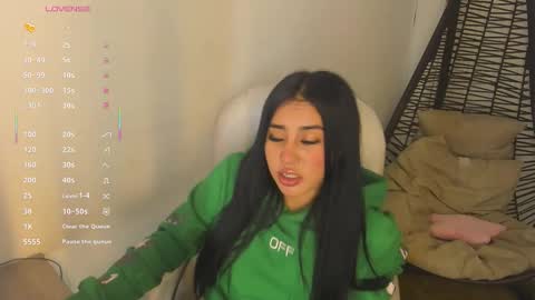 Snapshot of chantall_valkoba chatting on November 18, 2025, 4:39 am Chantall online show from November 18, 2025, 4:39 am