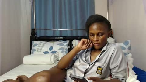 Snapshot of chantelsamz2 chatting on March 12, 2025, 3:46 am Chantel online show from March 12, 2025, 3:46 am