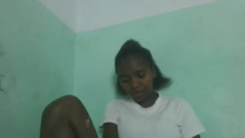 Snapshot of chanteuse655720 chatting on April 23, 2026, 6:25 am chanteuse655720 online show from April 23, 2026, 6:25 am