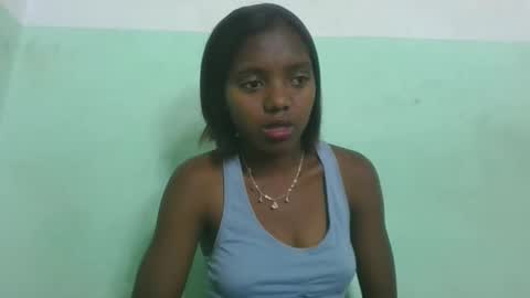 Snapshot of chanteuse655720 chatting on May 14, 2026, 5:47 am chanteuse655720 online show from May 14, 2026, 5:47 am