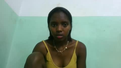 Snapshot of chanteuse655720 chatting on May 18, 2026, 5:13 am chanteuse655720 online show from May 18, 2026, 5:13 am