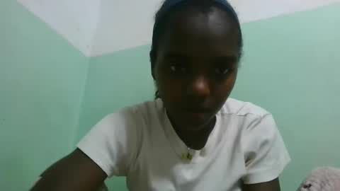Snapshot of chanteuse655720 chatting on June 9, 2026, 7:36 pm chanteuse655720 online show from June 9, 2026, 7:36 pm