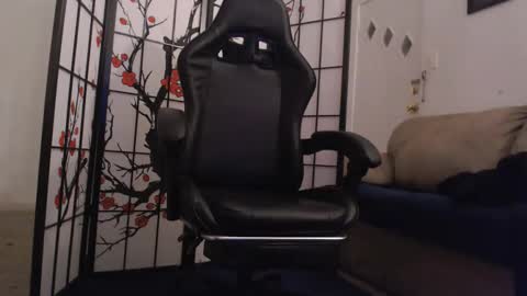 Snapshot of chariotmay chatting on December 20, 2025, 3:46 am Chariot May online show from December 20, 2025, 3:46 am