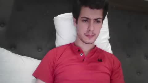 Snapshot of charismaticcharm chatting on January 5, 2025, 4:36 am charismaticcharm online show from January 5, 2025, 4:36 am