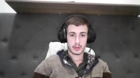 Snapshot of charismaticcharm chatting on January 15, 2025, 9:13 am charismaticcharm online show from January 15, 2025, 9:13 am