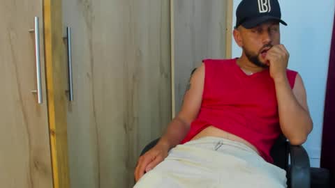 charles green  online show from May 3, 2026, 3:12 am