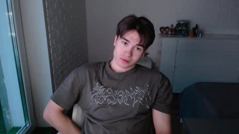 charleshanson69 online show from November 27, 2025, 11:34 am