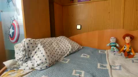 Snapshot of charlie_19ug chatting on July 7, 2026, 7:23 am charlie_19ug online show from July 7, 2026, 7:23 am