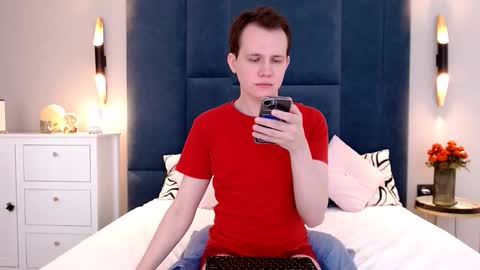 Snapshot of charlie_madison1 chatting on February 12, 2026, 9:26 am Charley online show from February 12, 2026, 9:26 am