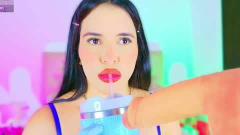 Charloott Evans online show from December 5, 2025, 1:36 am