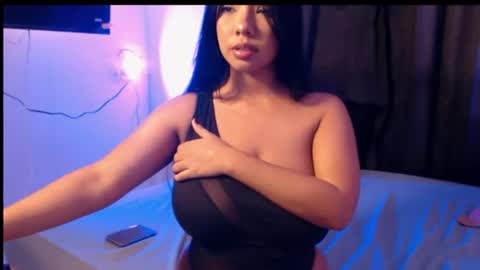 charlott online show from July 27, 2026, 2:18 am