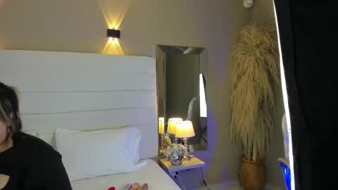 Snapshot of charlotte93x chatting on January 16, 2026, 11:14 am Charlotte online show from January 16, 2026, 11:14 am