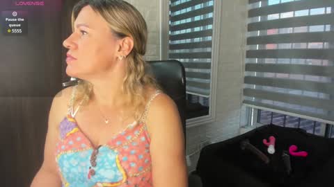 Snapshot of charlotte__g chatting on January 23, 2025, 11:58 am charlotte online show from January 23, 2025, 11:58 am