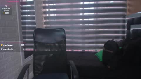 Snapshot of charlotte__g chatting on February 3, 2025, 7:00 pm charlotte online show from February 3, 2025, 7:00 pm