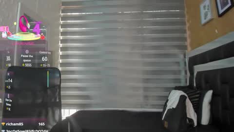 Snapshot of charlotte__g chatting on March 7, 2025, 7:27 pm charlotte online show from March 7, 2025, 7:27 pm