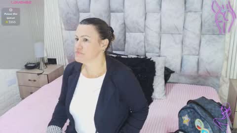 Snapshot of charlotte__g chatting on September 29, 2025, 11:15 am charlotte online show from September 29, 2025, 11:15 am