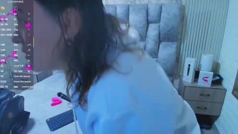 Snapshot of charlotte__g chatting on October 2, 2025, 11:06 am charlotte online show from October 2, 2025, 11:06 am