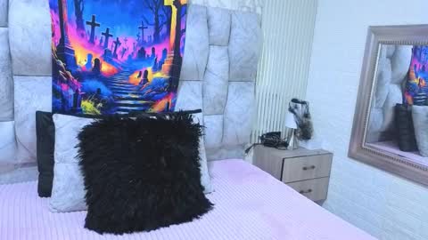 Snapshot of charlotte__g chatting on October 12, 2025, 12:37 pm charlotte online show from October 12, 2025, 12:37 pm