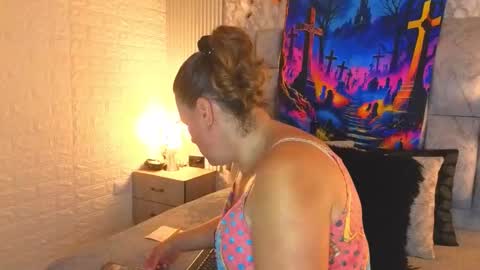 Snapshot of charlotte__g chatting on October 14, 2025, 10:49 am charlotte online show from October 14, 2025, 10:49 am