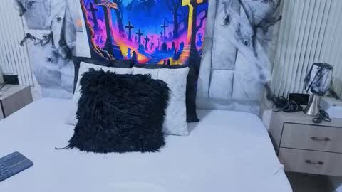 Snapshot of charlotte__g chatting on October 24, 2025, 11:17 am charlotte online show from October 24, 2025, 11:17 am