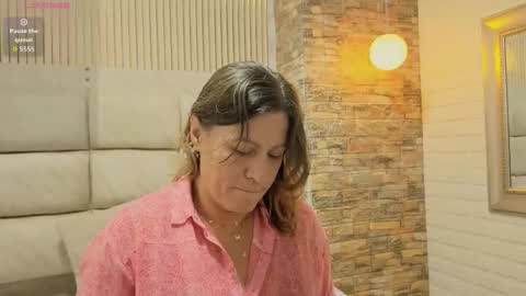 Snapshot of charlotte__g chatting on November 13, 2025, 9:19 am charlotte online show from November 13, 2025, 9:19 am