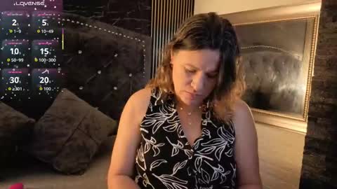 Snapshot of charlotte__g chatting on November 15, 2025, 11:07 am charlotte online show from November 15, 2025, 11:07 am